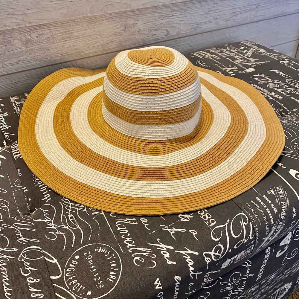 Target Wide Brim Sun Hat